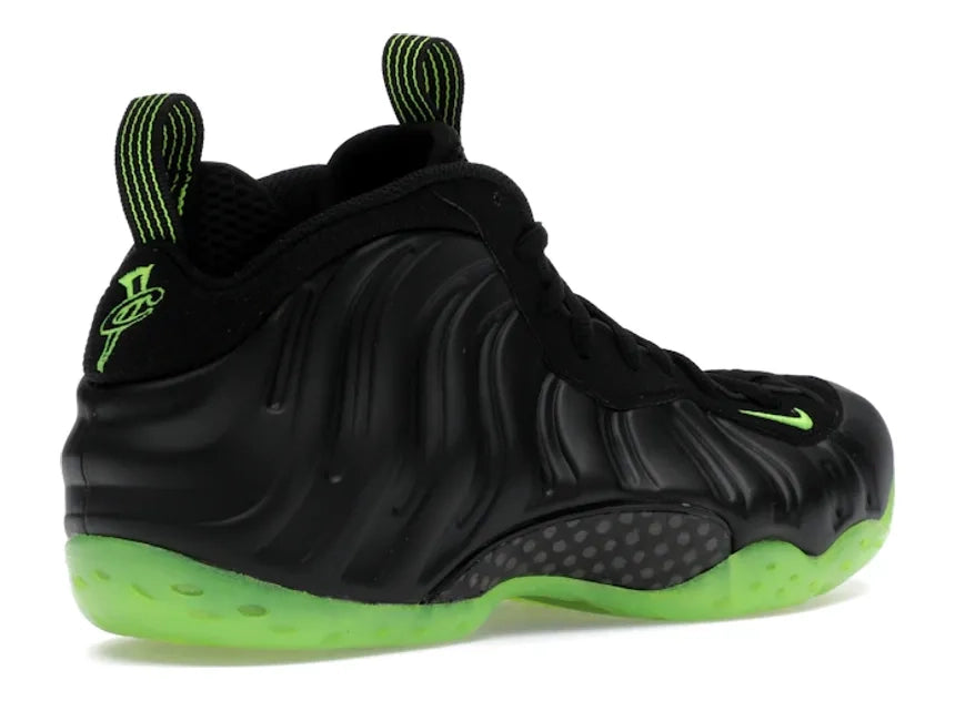 Nike Air Foamposite One Black Volt