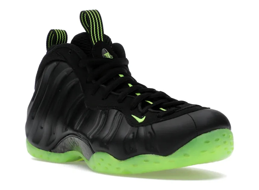 Nike Air Foamposite One Black Volt