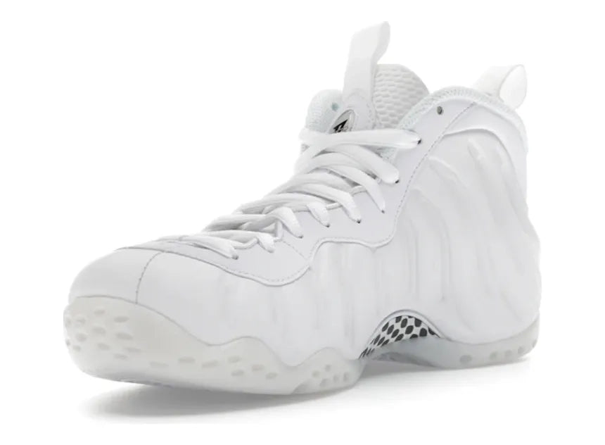 Nike Air Foamposite One Triple White