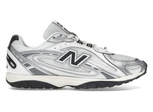 New Balance 204L Silver Metallic Black