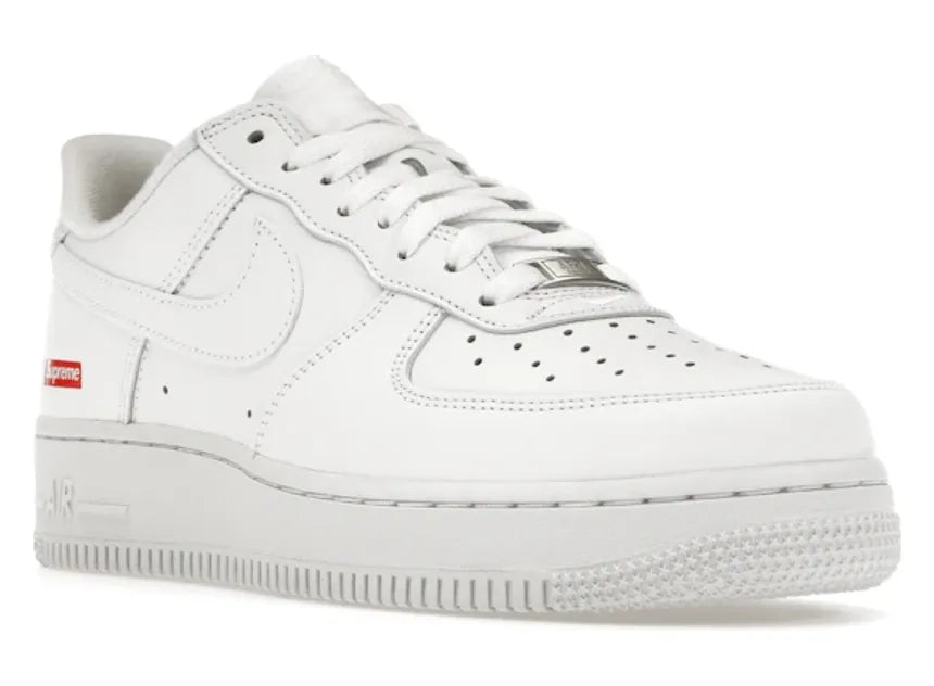 Nike Air Force 1 Low Supreme White