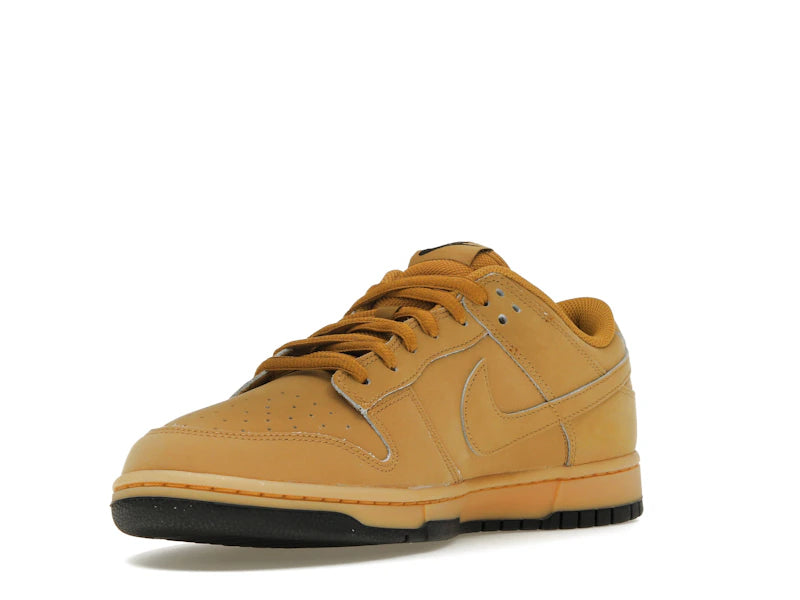 Nike Dunk Low Retro SE Wheat Gum