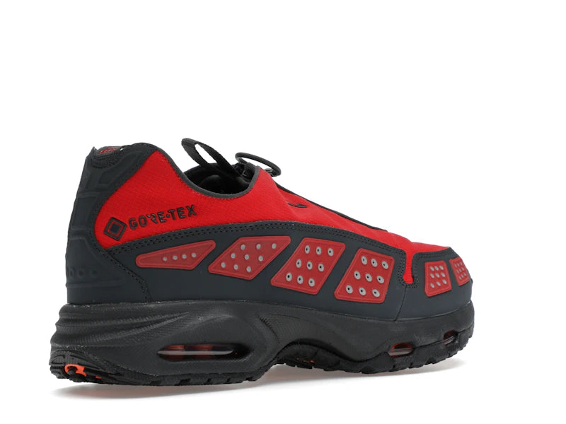 Nike Air Max Sunder Gore-Tex Hyper Crimson (Women's)